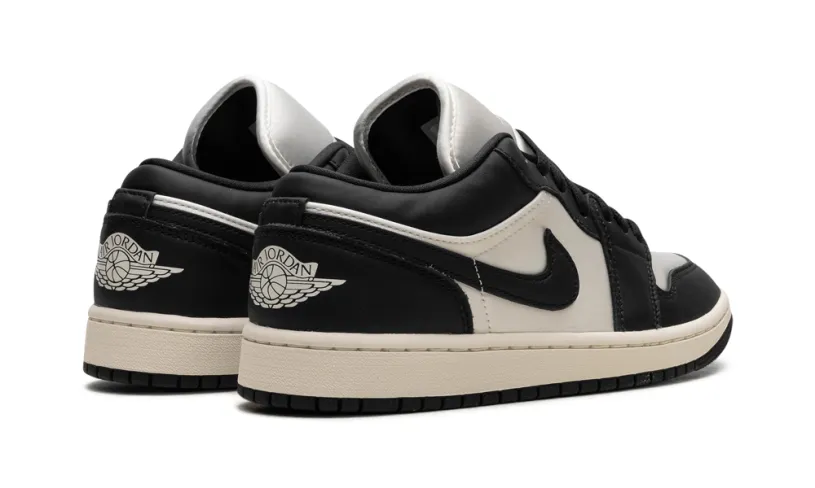 Air Jordan 1 Air Jordan 1 Low WMNS 'Vintage Panda'